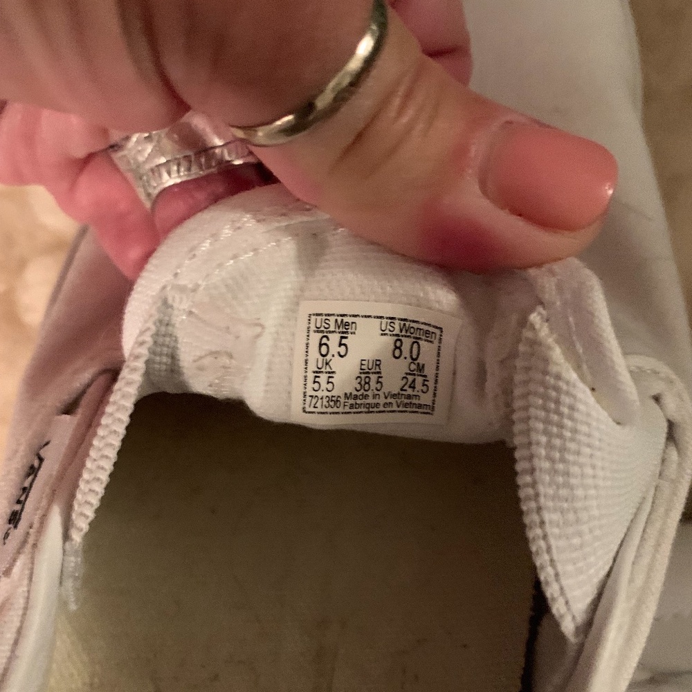 vans - Picture 7 of 7